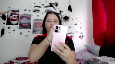 Emma online show from August 14, 3:26 pm