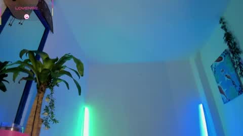 Emma online show from July 31, 10:37 pm