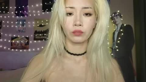 EveEva online show from August 1, 1:44 am