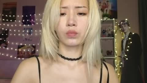 EveEva online show from August 10, 9:33 am