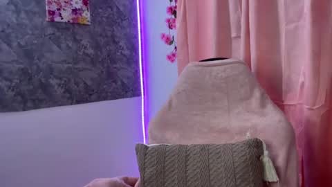 Jessica online show from August 8, 4:34 am