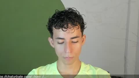 jair eduardo online show from August 12, 3:47 pm