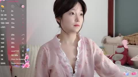 Flipped online show from August 13, 10:24 pm