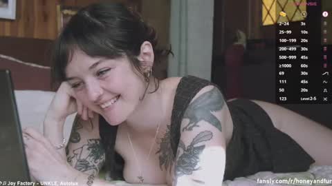 Jacqui  Queen goddess motorcycle mozzarella Jaq online show from June 9, 1:45 am