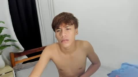 _gelo69_ online show from July 12, 6:25 pm