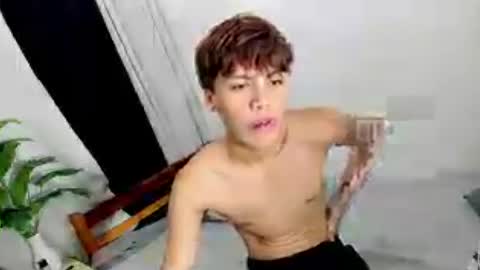 _gelo69_ online show from July 13, 10:44 am