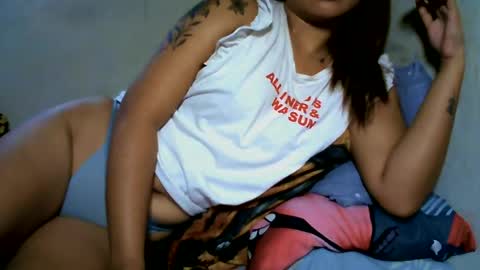 genny online show from July 24, 12:02 am