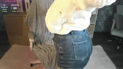 _ginger_snap online show from August 13, 10:29 am