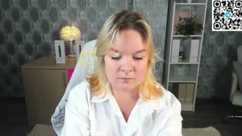 _ginger_snap online show from August 14, 9:24 am