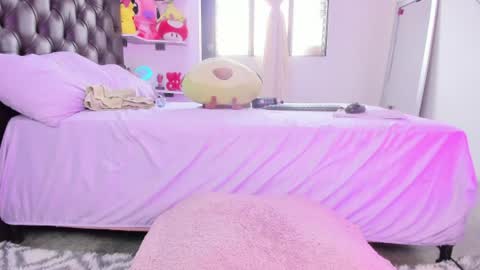 Hanna online show from August 5, 3:54 pm