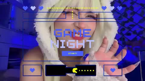 _heavenly_blue_ online show from August 12, 12:46 am