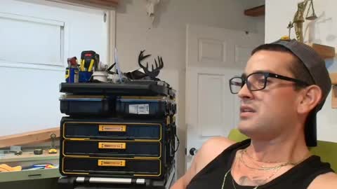  HoT SHoT  online show from August 10, 11:22 am