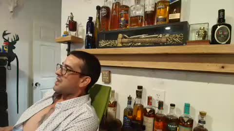  HoT SHoT  online show from August 12, 10:17 am