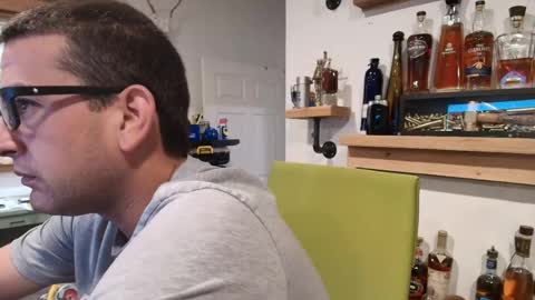  HoT SHoT  online show from August 14, 5:22 am