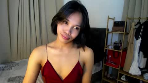 yanie online show from August 8, 6:41 pm