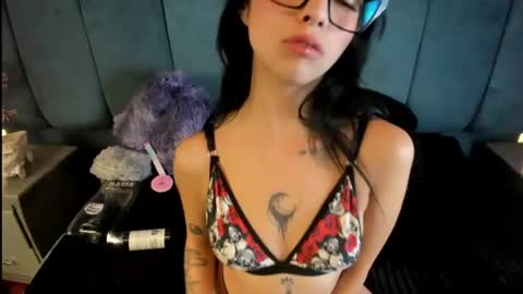  Ivy Luna online show from August 13, 9:40 pm