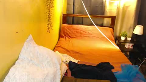 _jazzysweetheart_ online show from August 14, 12:09 pm