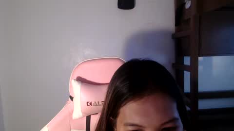 Jen online show from June 12, 12:06 am