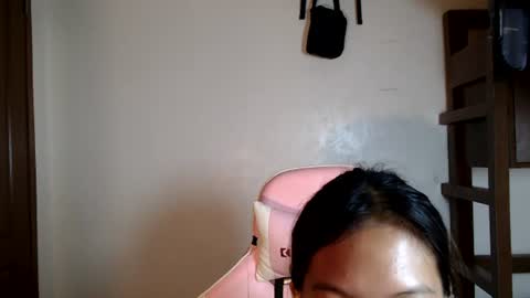 Jen online show from June 17, 2:32 am