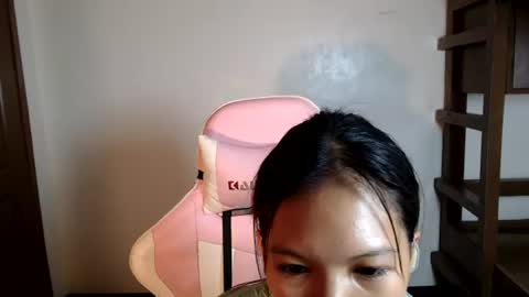 Jen online show from June 17, 4:44 am