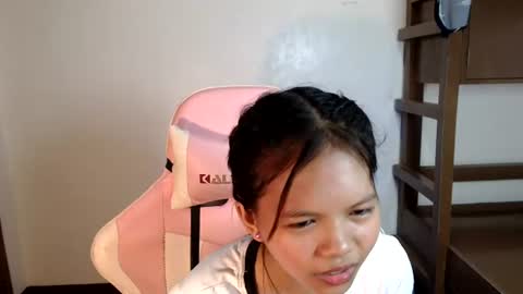 Jen online show from June 19, 7:19 am