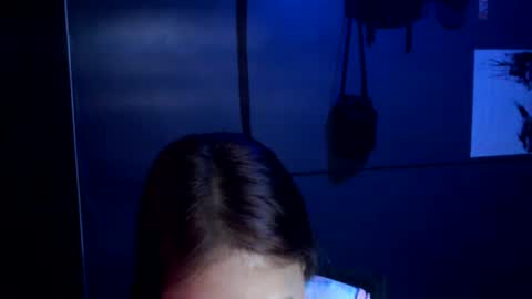 Jen online show from July 23, 10:23 pm