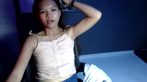 Jen online show from August 13, 8:01 pm