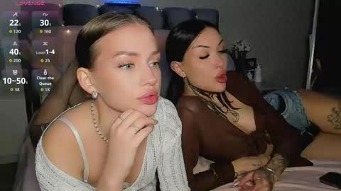Jess blond and Leila brunette online show from May 31, 10:50 am