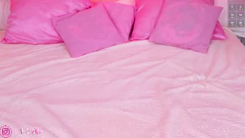 Subscribe to Chaturbate and join the fun  online show from August 11, 1:07 am
