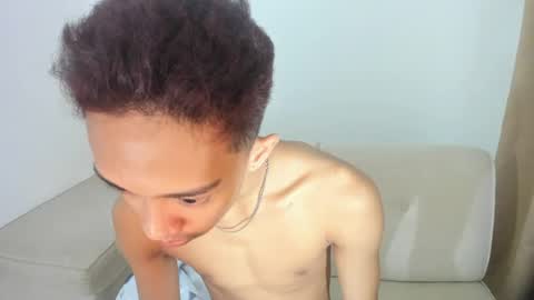 _joshxx69_ online show from August 2, 12:01 pm
