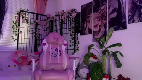 JULIANA online show from August 14, 6:11 pm