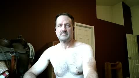 wyatt online show from August 4, 9:23 pm