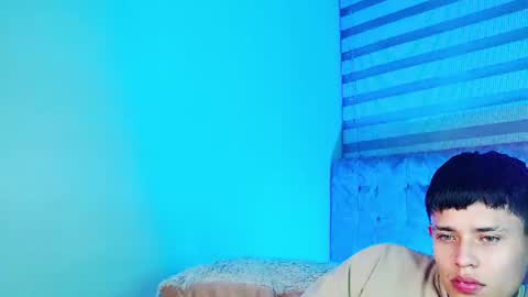 mod online show from August 8, 10:59 am