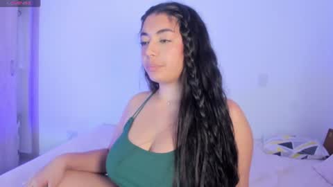 _kimtorres_1 online show from July 11, 1:28 pm
