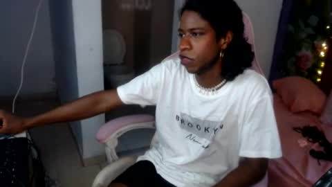 _king_brownnie_ online show from August 11, 5:59 pm