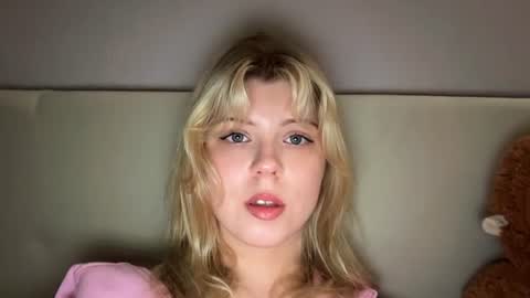 Molly online show from July 13, 4:46 pm