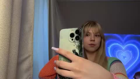 Molly online show from July 22, 4:31 pm