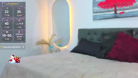 paulina  online show from August 15, 6:23 pm