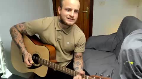 Layne online show from July 24, 4:32 pm