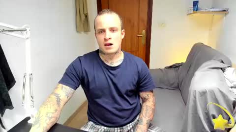 Layne online show from August 5, 4:05 pm