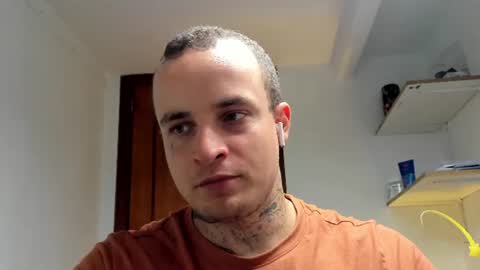 Layne online show from August 8, 1:33 pm