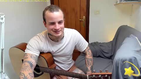 Layne online show from August 13, 11:57 am