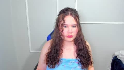 leana online show from July 22, 7:38 pm