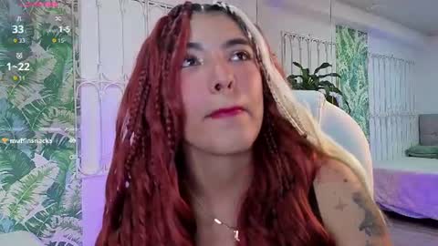 Lili  online show from August 3, 3:30 pm