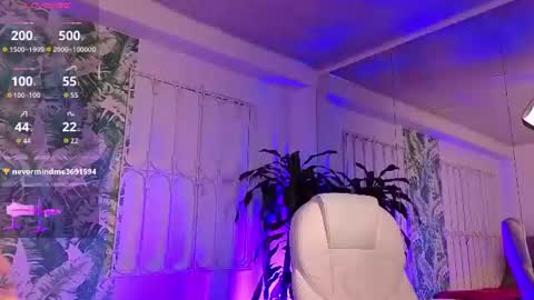 Lili  online show from August 7, 3:56 pm