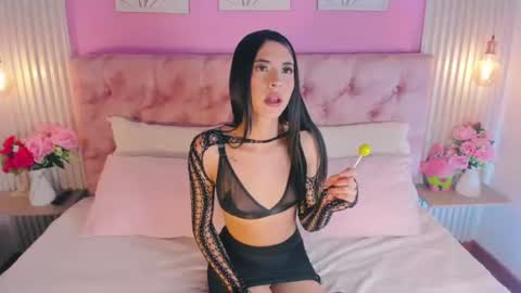 _lilyblossom_ online show from August 14, 12:31 pm