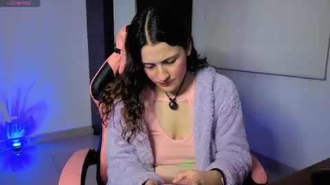Lindasy online show from August 11, 10:39 am