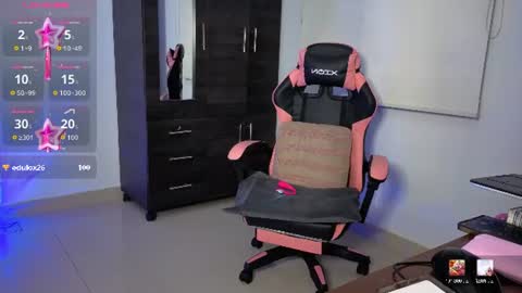 Lindasy online show from August 12, 4:42 pm
