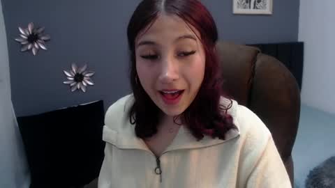   linrose   online show from March 30, 8:49 pm