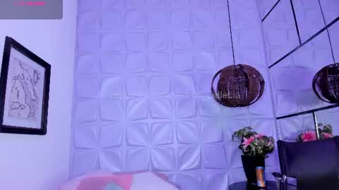 Lia online show from July 2, 11:00 am